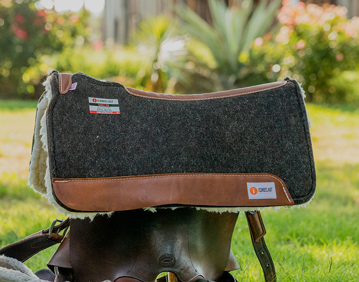 Iconoclast Saddle pad Tan