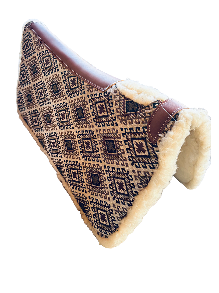 Natural wool felt ergonomic pad 