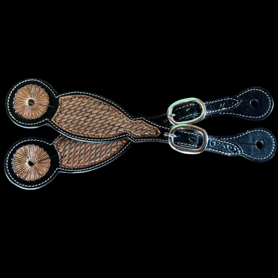 Spurstraps with basket tooling